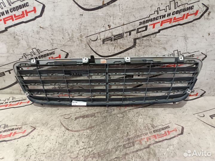 Решетка радиатора mercedes-benz C-class S203 W203 2 модель A20388002239744 DY091