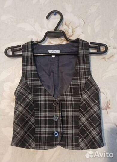 Школьная жилетка для девочки