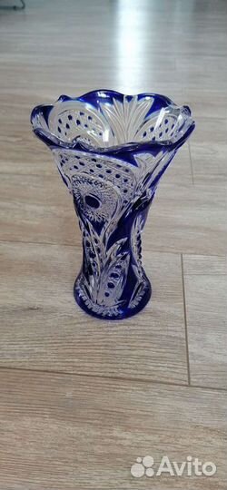 Ваза для цветов хрустальная