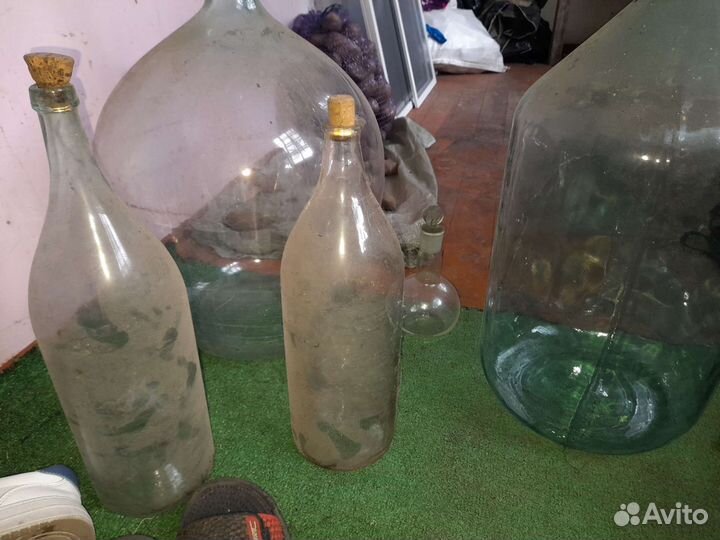 Бутыль стеклянная