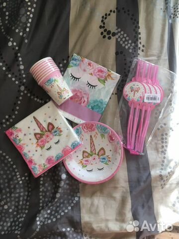 Посуда одноразовая для праздника