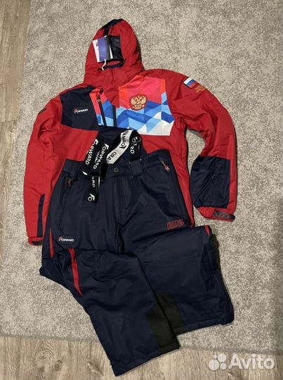 Горнолыжный костюм