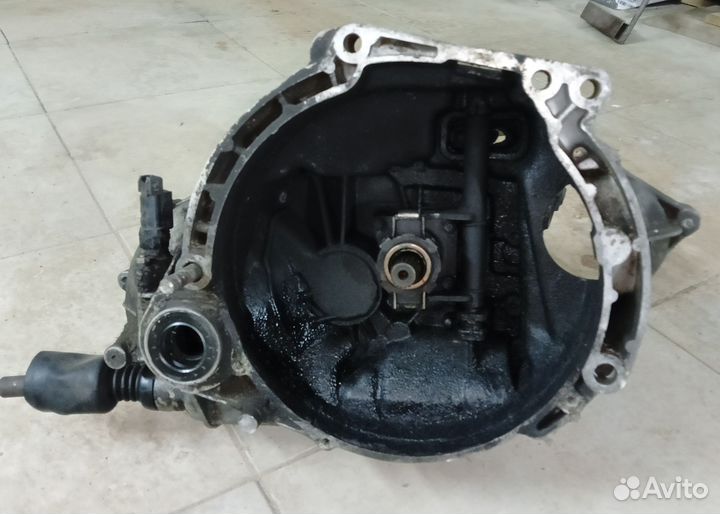 Корпус, колокол кпп ваз 2115