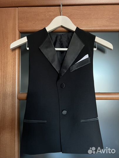 Жилетка для бальных танцев, категория Юниоры 1