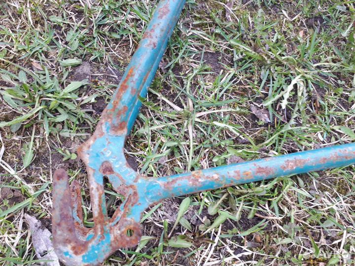 Рама, вилка, крылья, покрышки от велосипеда СССР