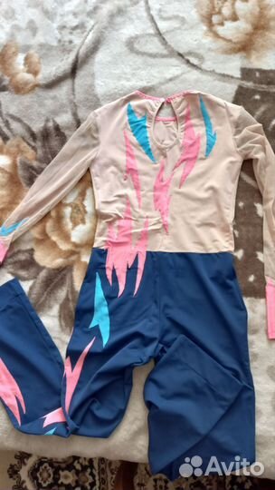 Костюм для спортивной аэробики