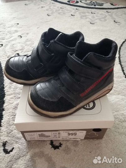 Ботинки 26р