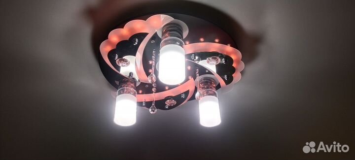 Люстра потолочная бу