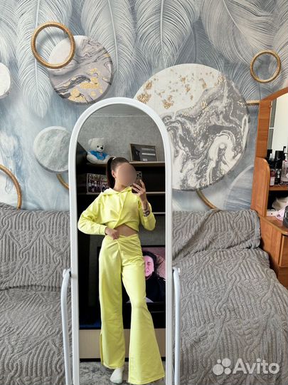 Летний женский костюм