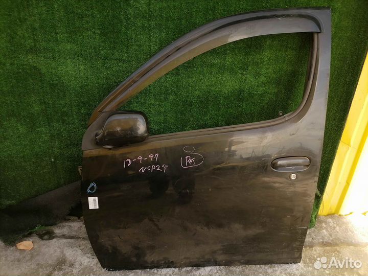 Дверь передняя левая Toyota Funcargo NCP21 NCP25