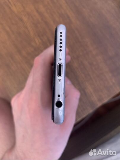 iPhone 6S, 32 ГБ