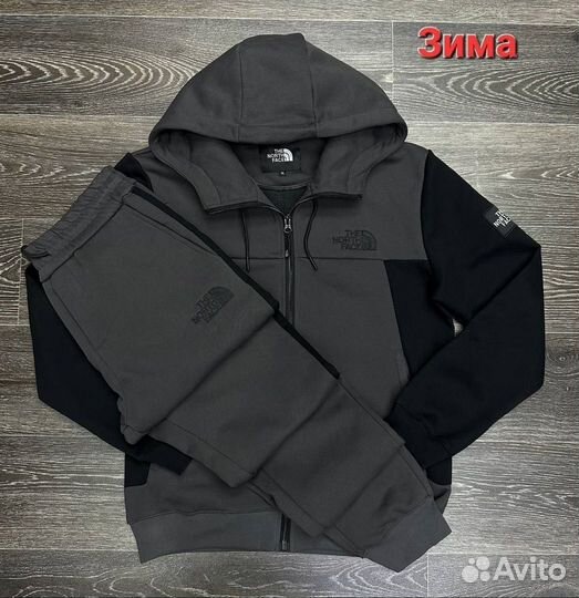 Спортивный костюм The North Face