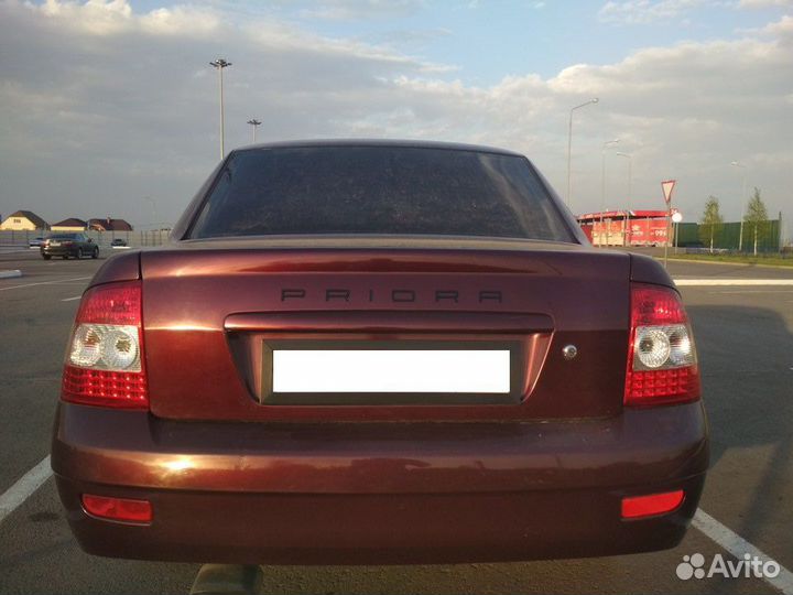 Надпись на багажник в стиле Порше