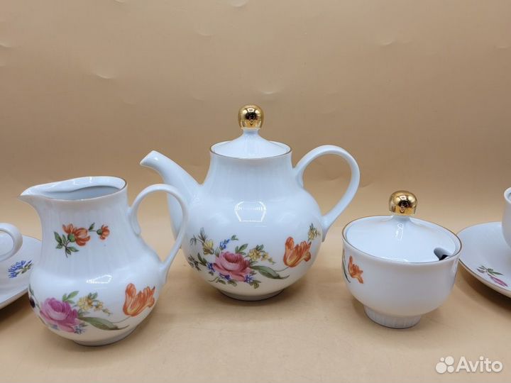 Чайный сервиз 9 пред Мейсенский букет 1777 ГДР