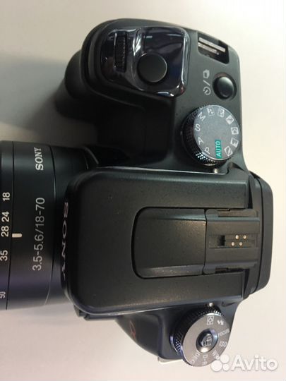 Sony A100