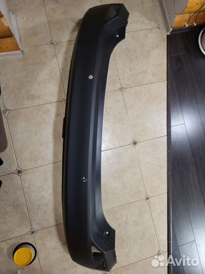 Продаю бампер задний для Тойота RAV-4