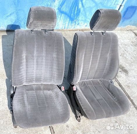 Мицубиси Галант Сиденья передние