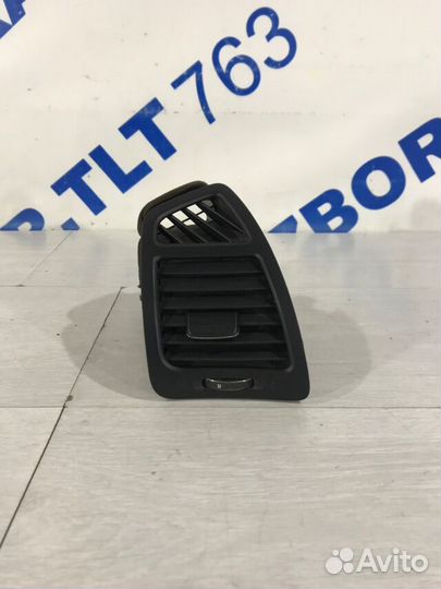 Дефлектор правый KIA sorento 2 2.4 ат