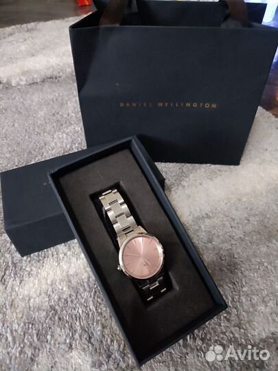 Часы женские daniel wellington