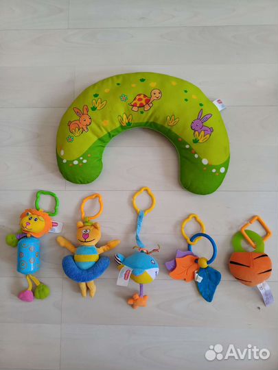 Развивающий коврик tiny love