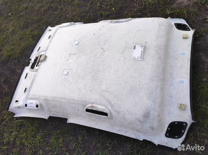 Потолок чёрный обивка крыши Mercedes A253 2019