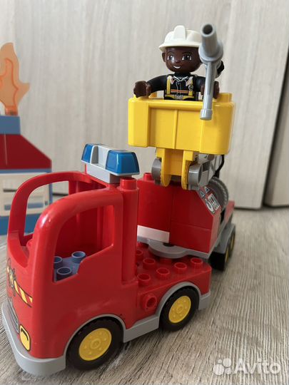 Машина пожарная 10592 lego