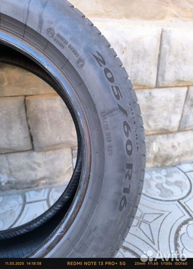 Pirelli Cinturato P7 205/60 R16