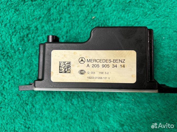 Преобразователь напряжения Mercedes E-Class W213