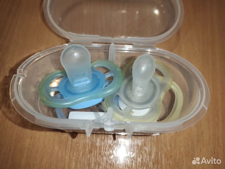 Пустышки avent 0-6m