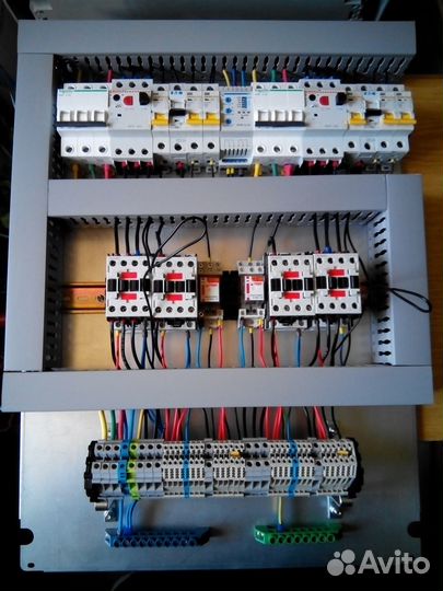 Монтаж щитов автоматики и управления