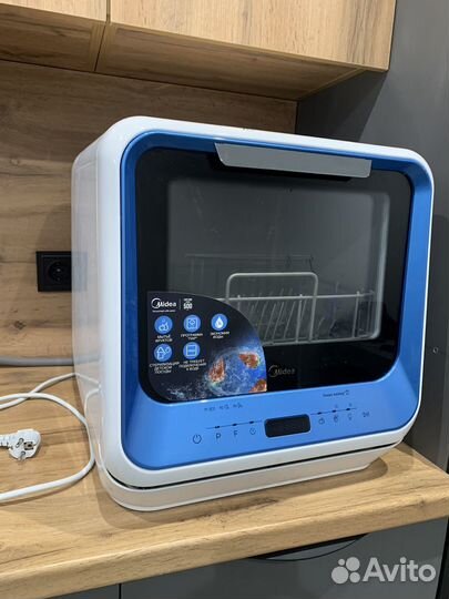Посудомоечная машина Midea mcfd42900, голубой