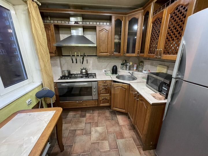 2-к. квартира, 54 м², 2/5 эт.