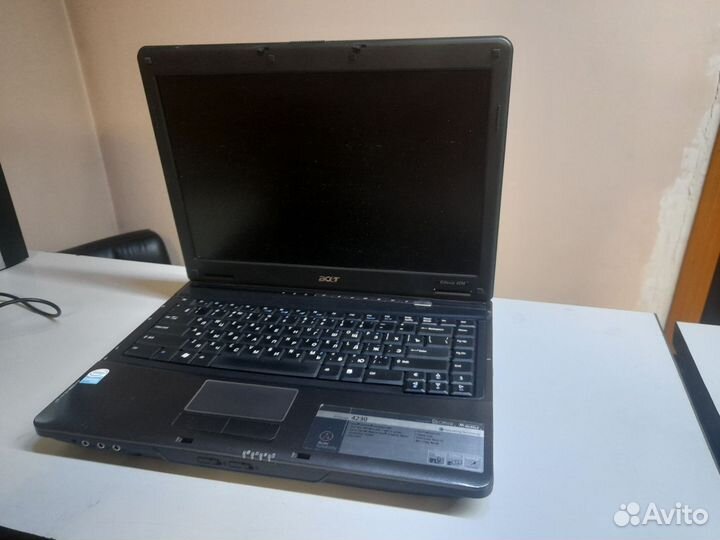 Acer 14дюймов 2ядра/4Гб/320Гб