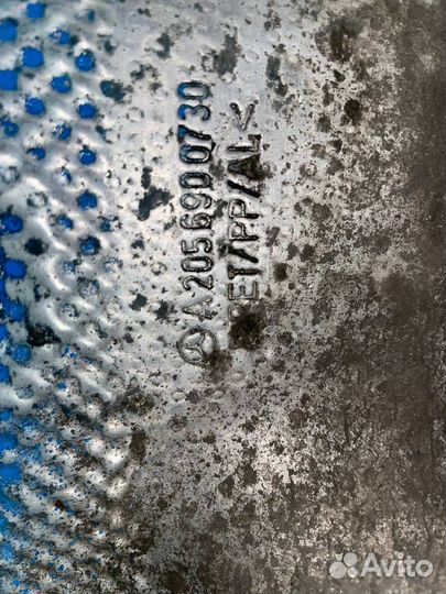 Подкрылок задний левый Mercedes-Benz C-Класс