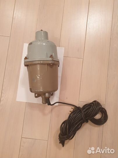 Насос вибрационный