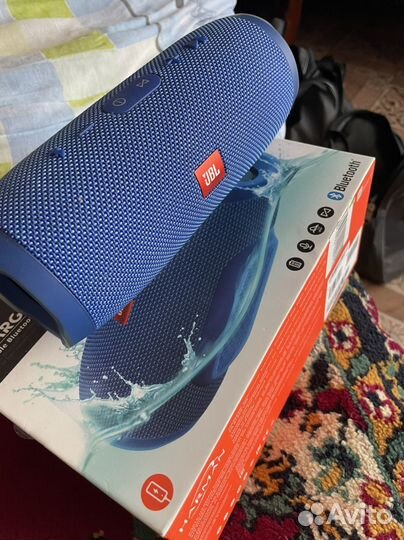 Колонка jbl charge 3