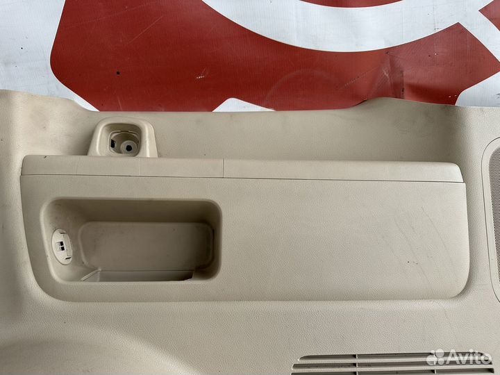 Lexus LX570 Обшивка багажника