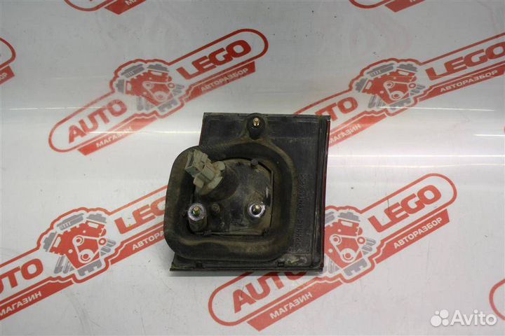 Фонарь задний левый Mitsubishi Lancer 8 1998