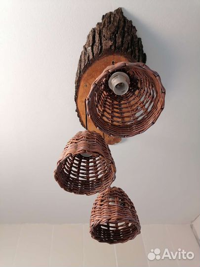 Люстра с абажуром