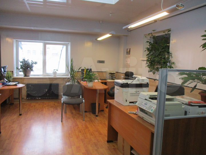 Офис, 32 - 64 м²