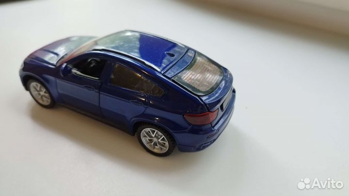 Машинка BMW X6