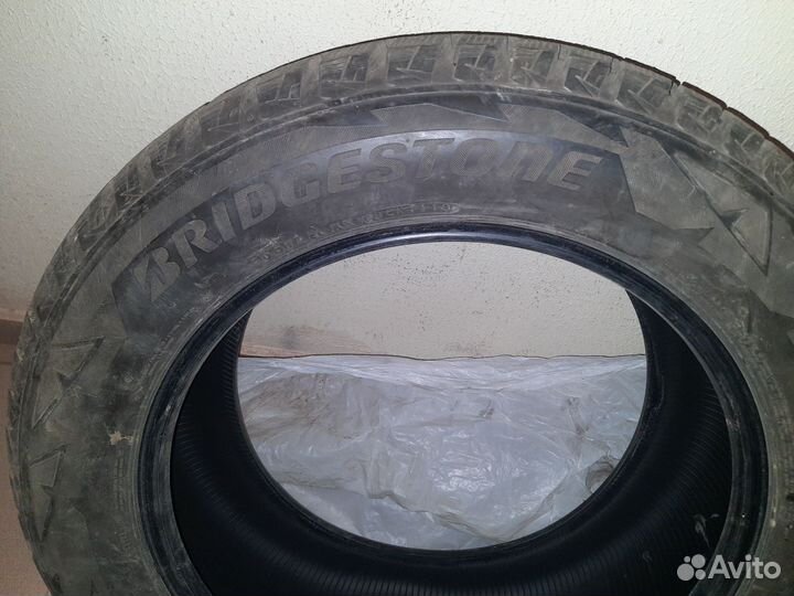 Bridgestone Blizzak DM-V2 275/55 R20 117T