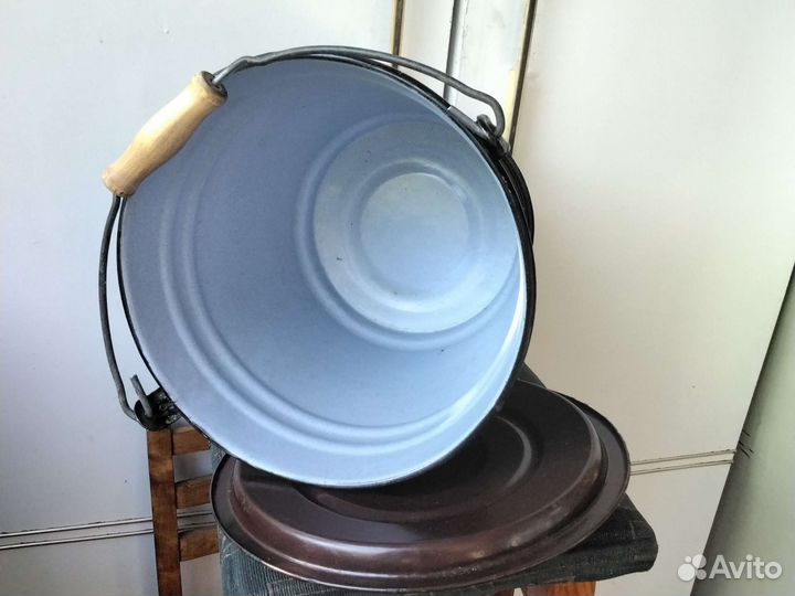 Ведро эмалированная