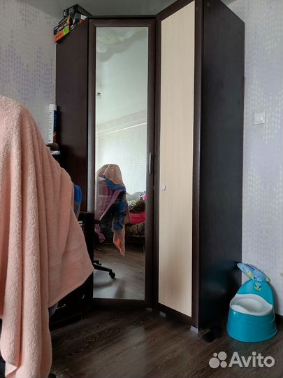 Угловой шкаф, 2 одностворчатых шкафа