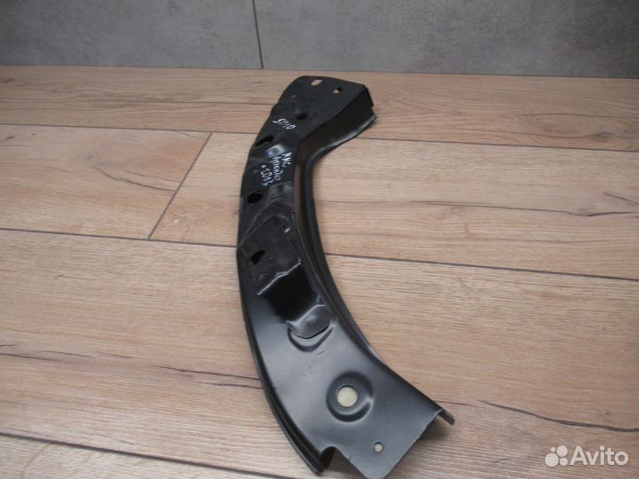 Панель передняя левая mitsubishi outlander XL