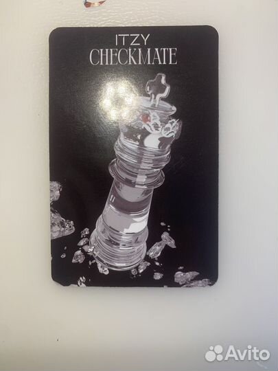 Офф карты итзи черен