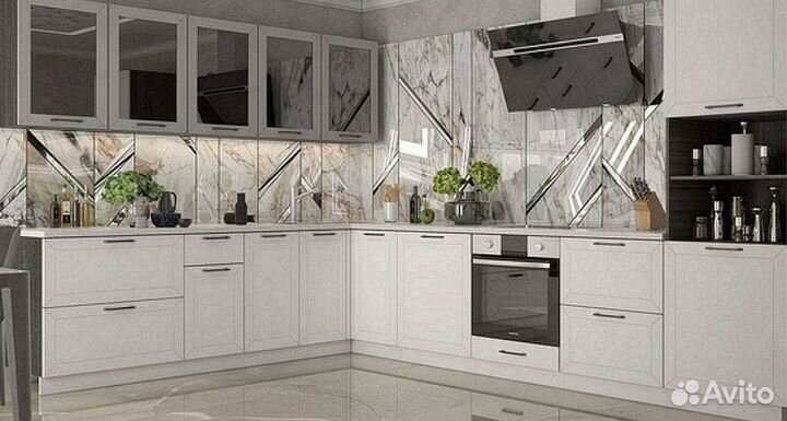 Кухня к окну