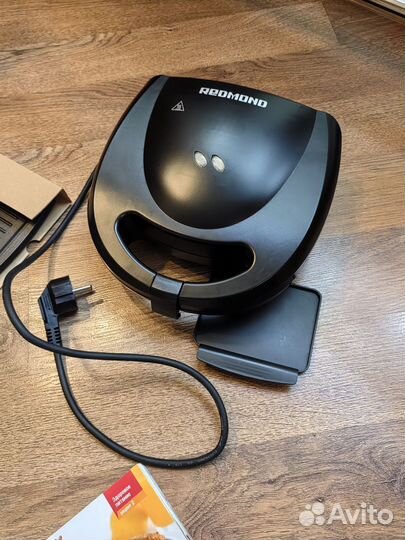 Мультипекарь Redmond RMB-611 (новый)