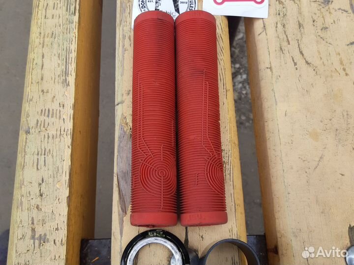 Грипсы tilt,пыльник,наклейки