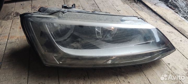 Фара правая vw Jetta 6